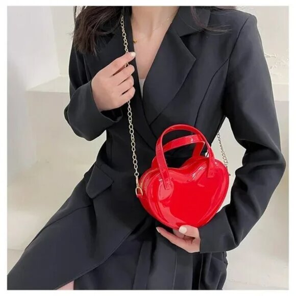 NEW RED JELLY HEART CROSSOVER BAG - Picture 4 of 9